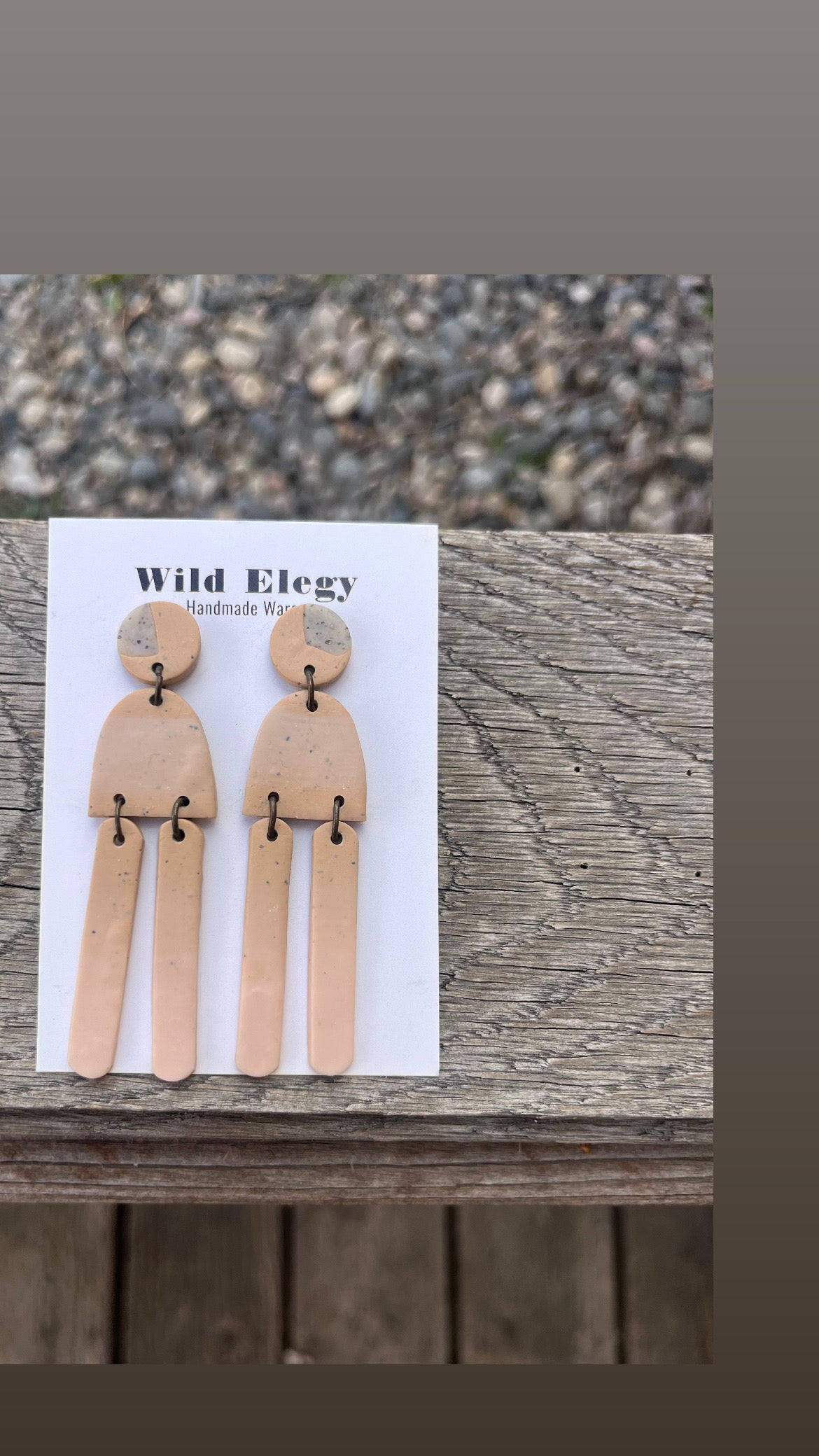 Neutral Polymer Dangles